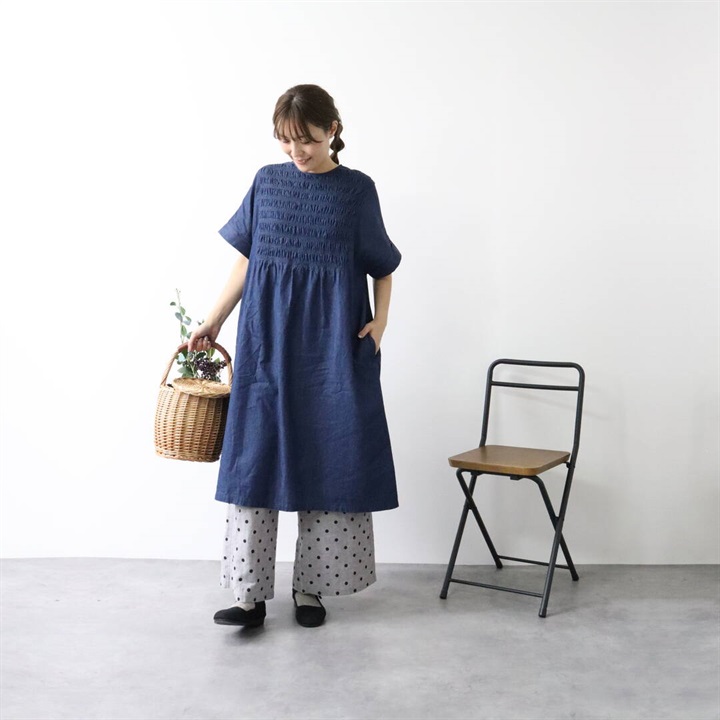 【Cloudnine】3.5ozデニムスモッキング刺繍入り半袖ワンピース