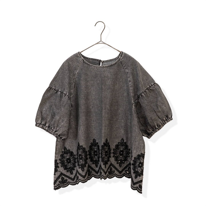 【Lupilien】4.5ozデニムスカラップ刺繍半袖ブラウス