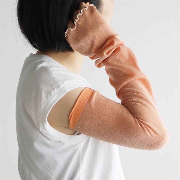 【KIVISDOU】ラメ糸使い スパークル UVアームカバー