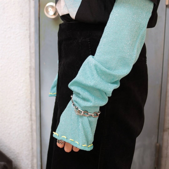 【KIVISDOU】ラメ糸使い スパークル UVアームカバー