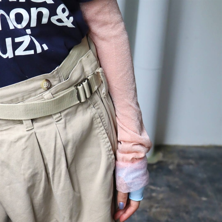 【KIVISDOU】バレリーナフリル UVアームカバー(262 コーラル)