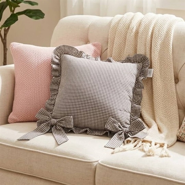 ＜数量限定＞海外直輸入品 クッションカバー 40×40cm GINGHAM CHECK FRILL