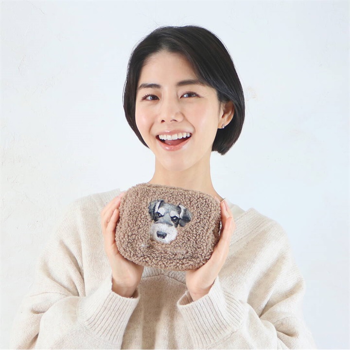 e.e.p ボア刺繍コードポーチ