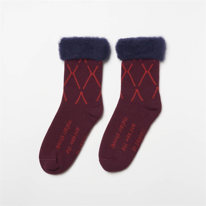 【FEEL MY FOOTSTEPS】もこもこソックス fluffy socks PERSEID