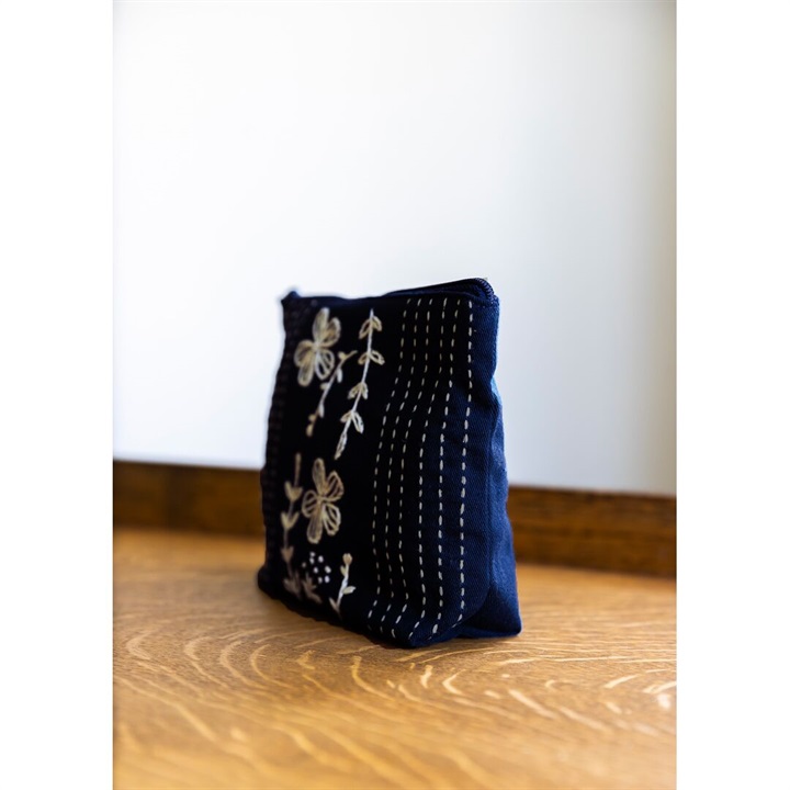 People Tree】花柄カンタ刺繍タッセル付きポーチ｜てんとてん