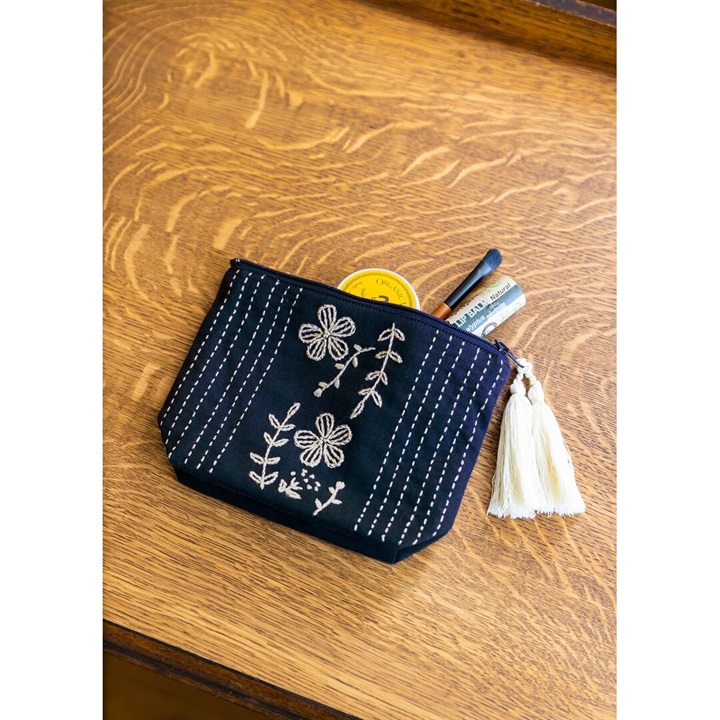 People Tree】花柄カンタ刺繍タッセル付きポーチ｜てんとてん