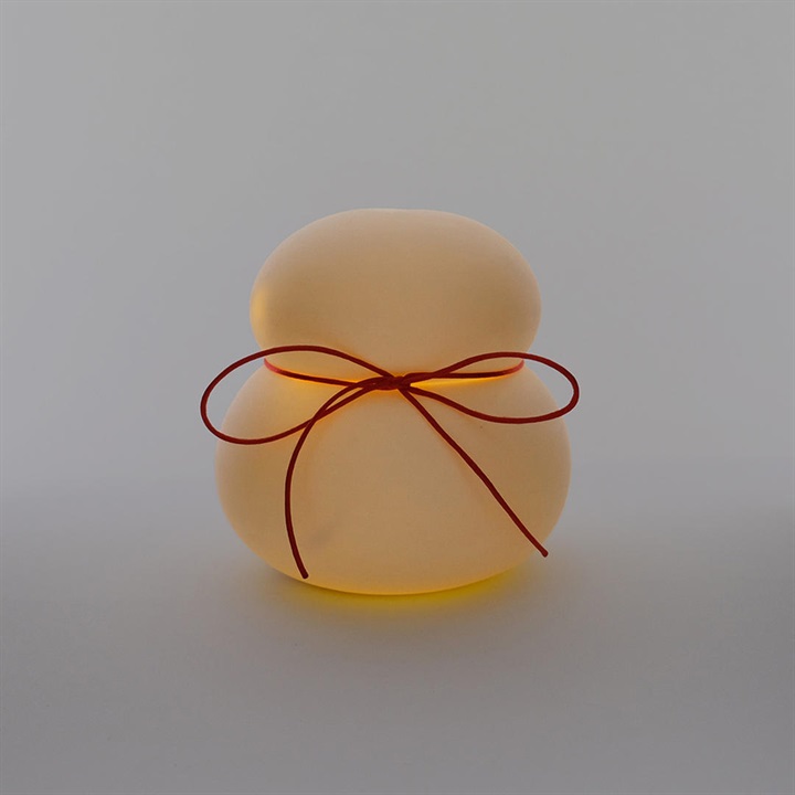 shesay】鏡餅のオブジェとしても使える半磁器のLEDライト 雪だるま